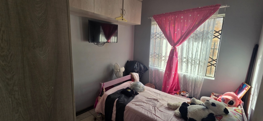 2 Bedroom Property for Sale in De Beers Northern Cape